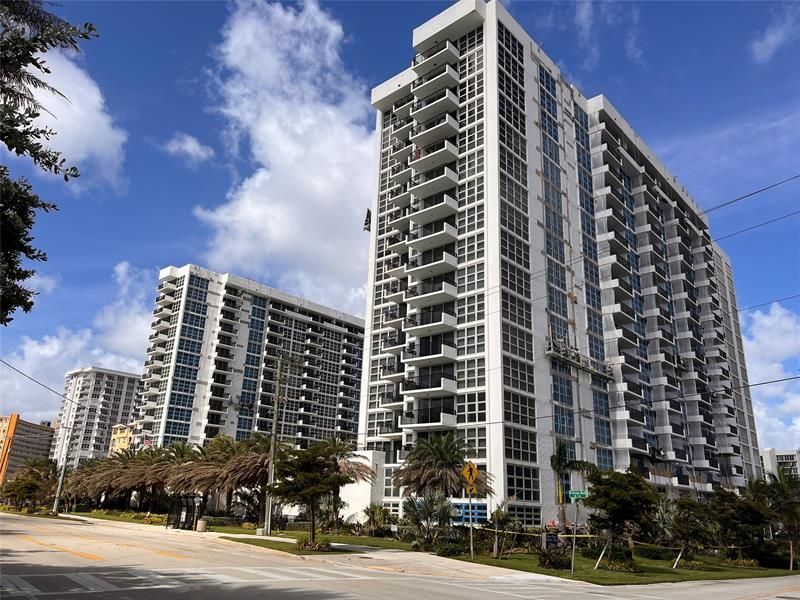 531 N Ocean Boulevard, Unit 1711, Pompano Beach, FL 33062 Photo