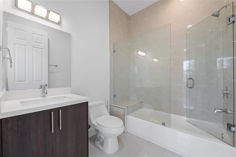 1428 SW 4th Avenue, Unit 1428, Fort Lauderdale, FL 33315 Photo