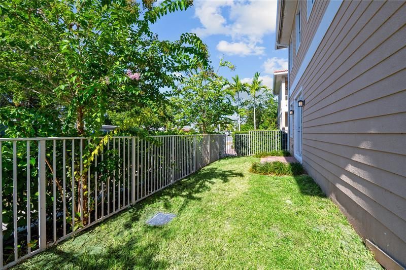 1428 SW 4th Avenue, Unit 1428, Fort Lauderdale, FL 33315 Photo