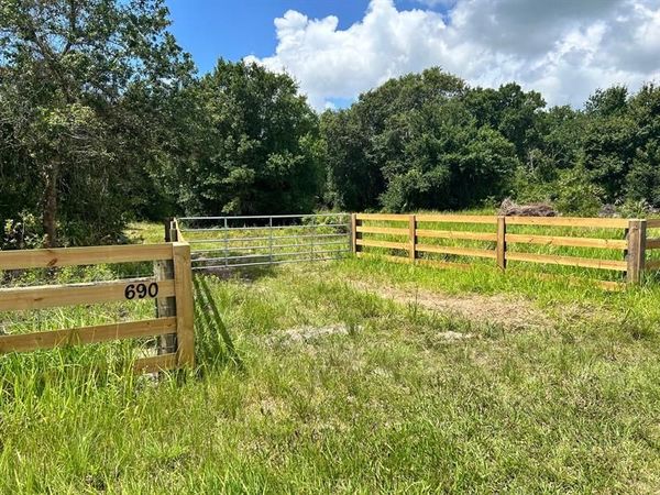 690 NE 144th Drive, Okeechobee, FL 34972