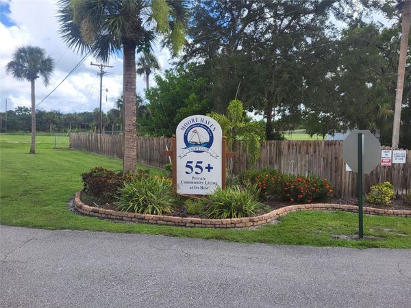 803 & 805 & 805 Big Branch Lane, Moore Haven, FL 33471