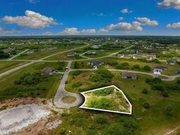 7016 Alpine Court, Port Labelle, FL 33935