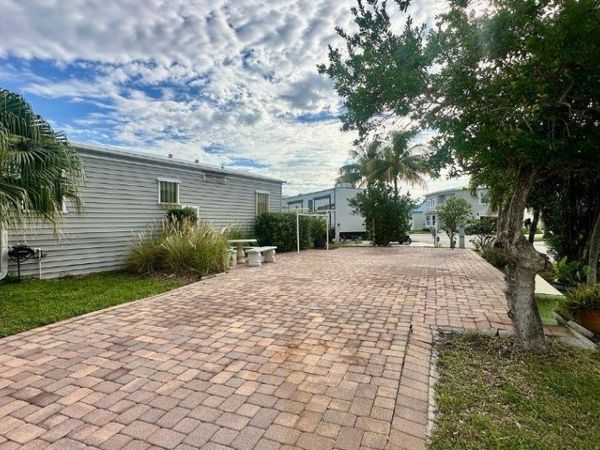 305 Nettles Boulevard, Jensen Beach, FL 34957