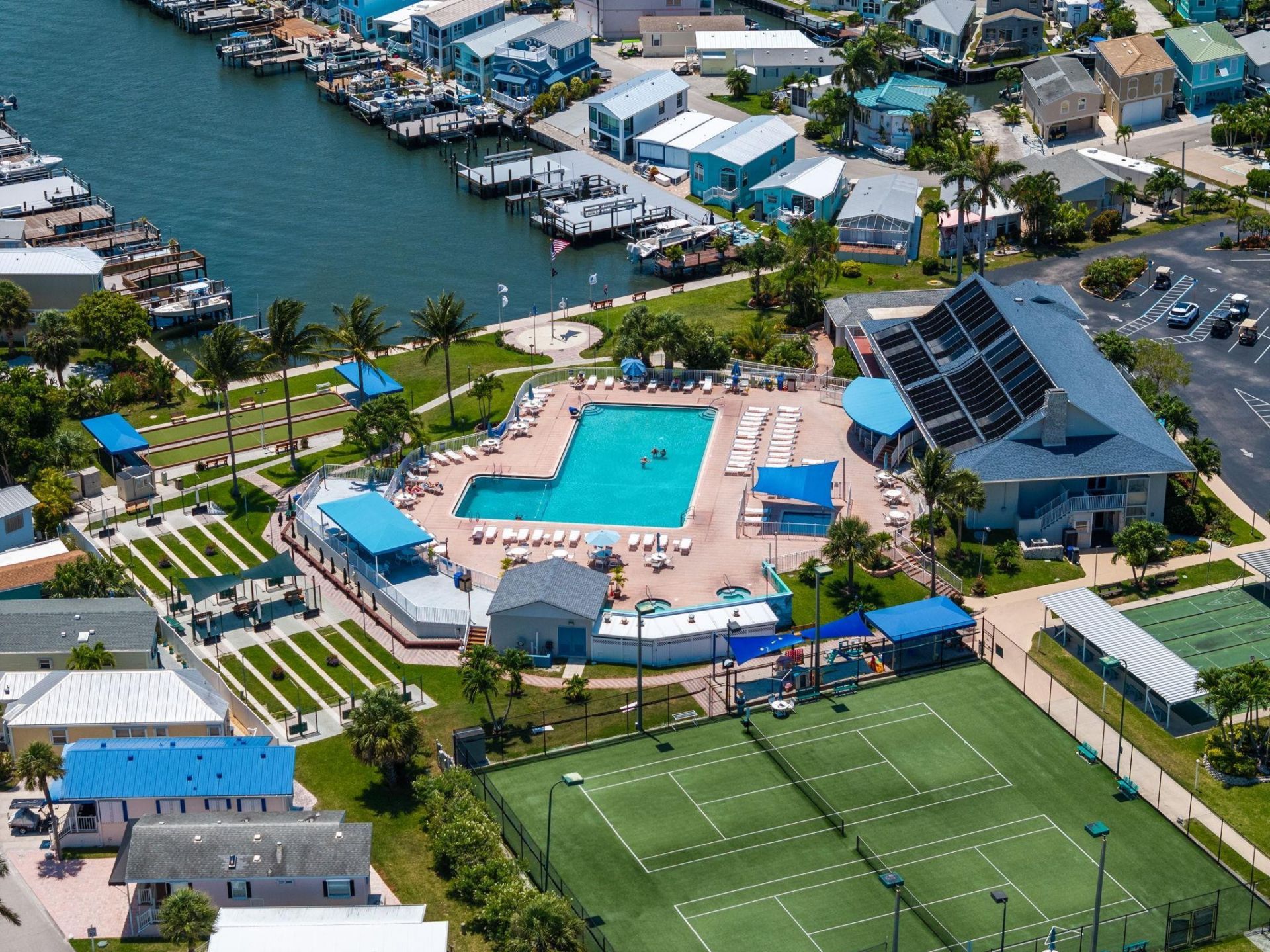 305 Nettles Boulevard, Jensen Beach, FL 34957 Photo