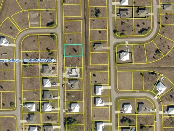 641 Royce Road, Banyan Village, FL 33935