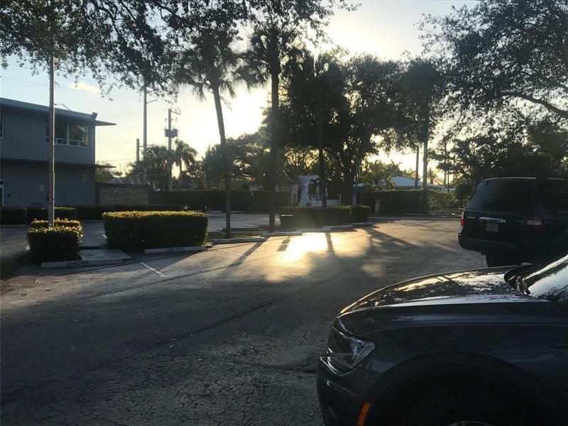 140 S Federal Hwy, Dania Beach, FL 33004 Photo