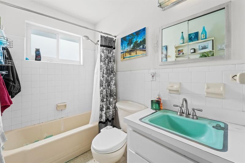 1681 NE 56th Street, Fort Lauderdale, FL 33334 Photo