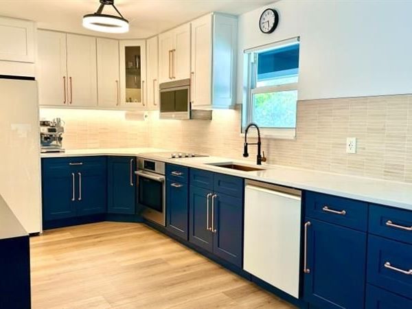 2135 Dock Street, West Palm Beach, FL 33401