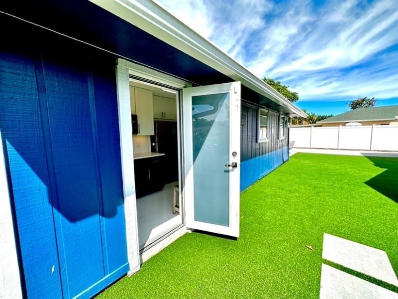 2135 Dock Street, West Palm Beach, FL 33401 Photo