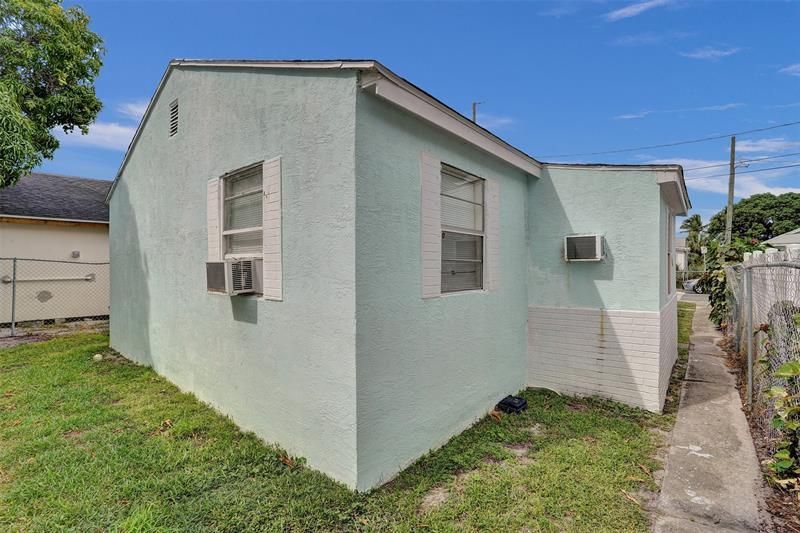 536 18th St, West Palm Beach, FL 33407 Photo