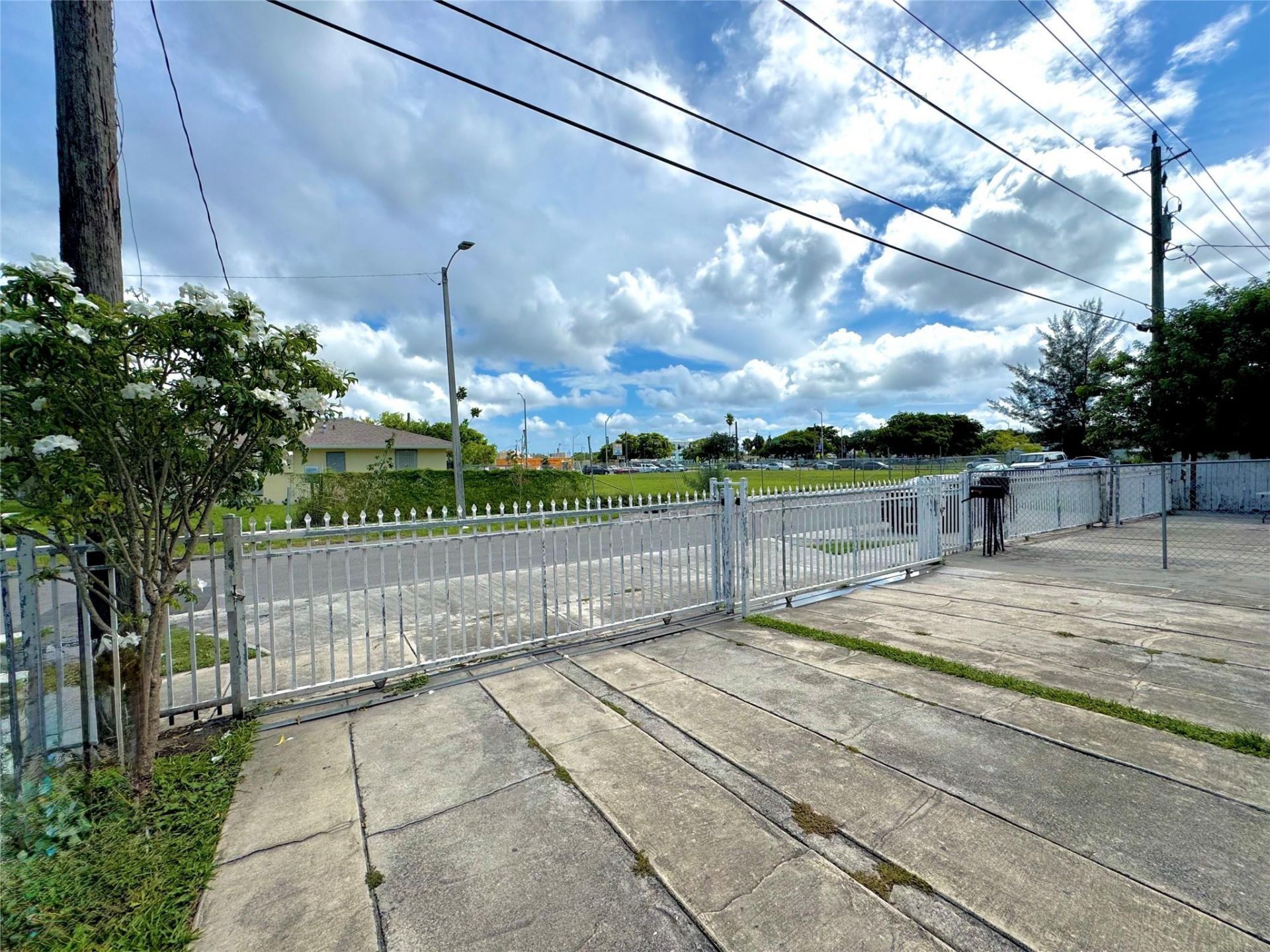 1601 NW 62nd Terrace, Miami, FL 33147 Photo