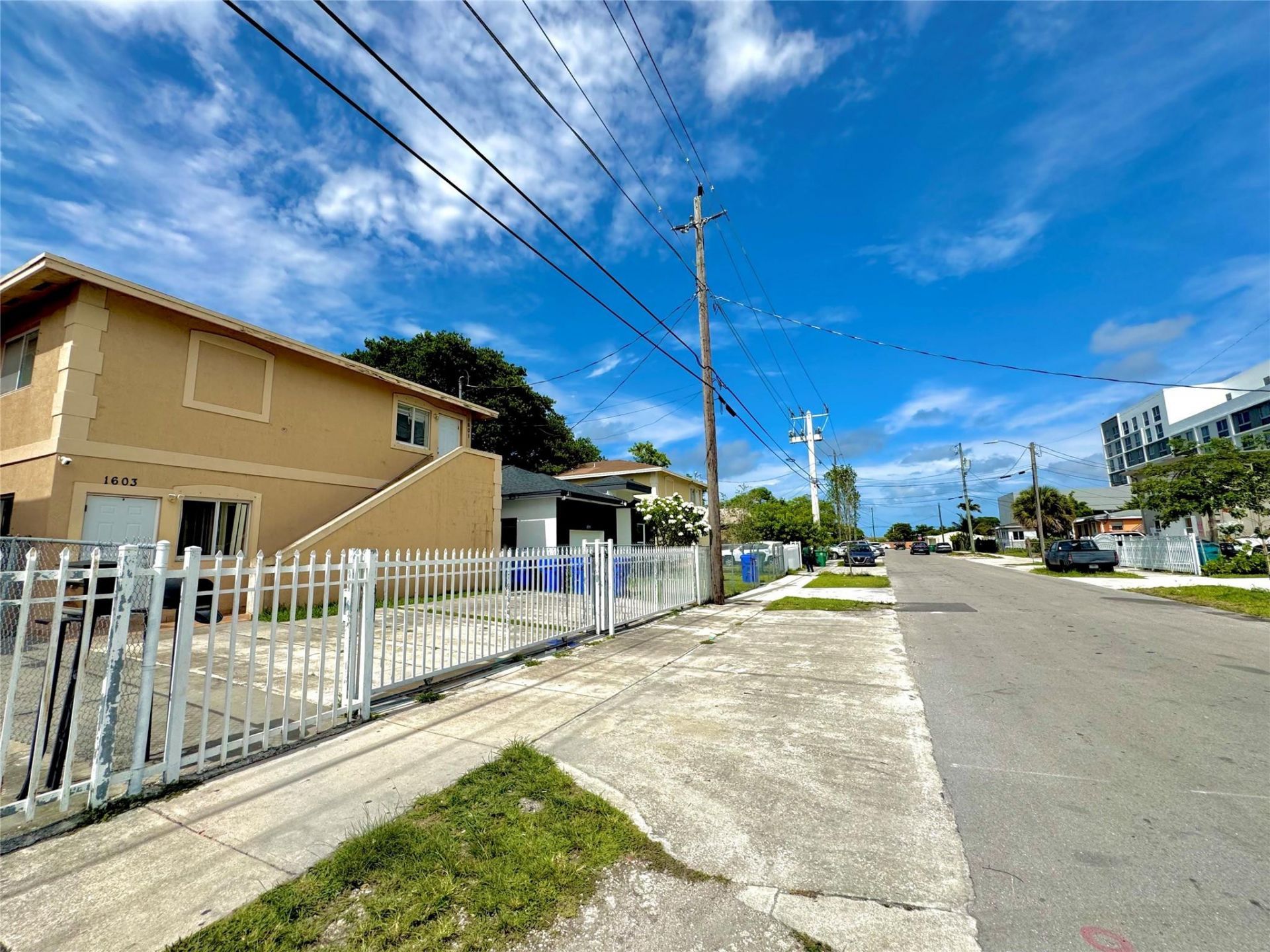 1601 NW 62nd Terrace, Miami, FL 33147 Photo