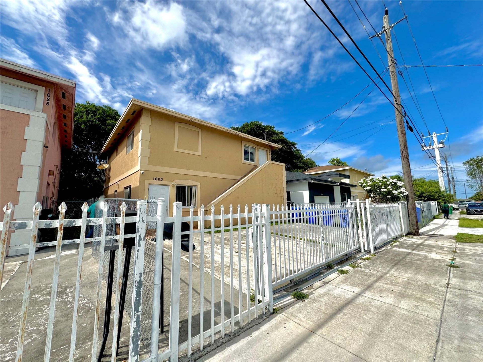 1601 NW 62nd Terrace, Miami, FL 33147 Photo