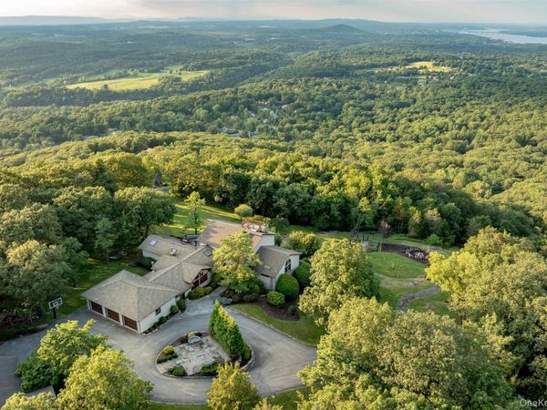 12 Mountain Brook Road, Cornwall, NY 12518