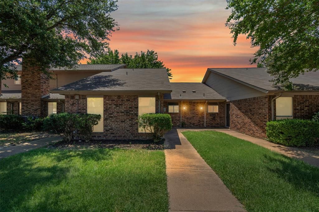 3504 Smith Barry Road, Pantego, TX 76013 Main Photo