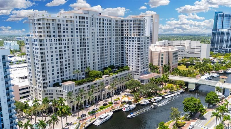 511 SE 5th Ave, Unit 1906, Fort Lauderdale, FL 33301 Main Photo
