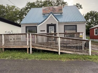 813 S 4th Street, Danville, KY 40422