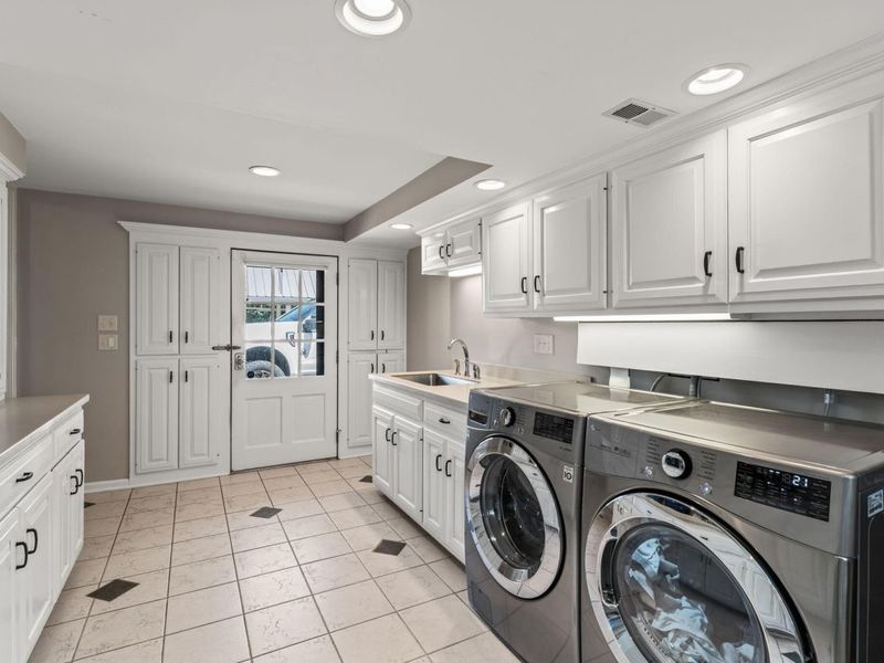 1550 Creekwood Drive, Troy, OH 45373 Photo 53