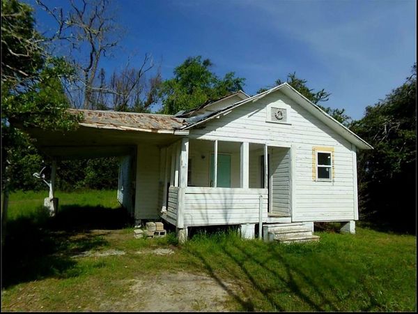 10 Green Avenue, Greensboro, FL 32330