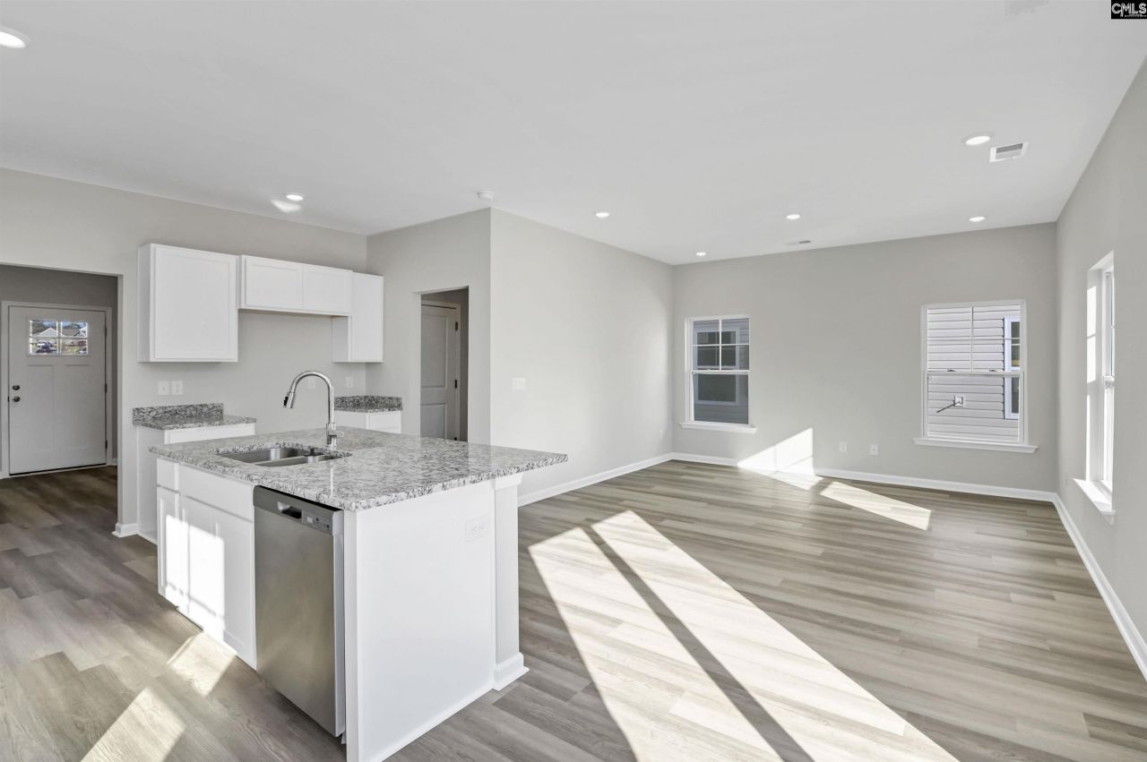 260 Brando Way Photo 12