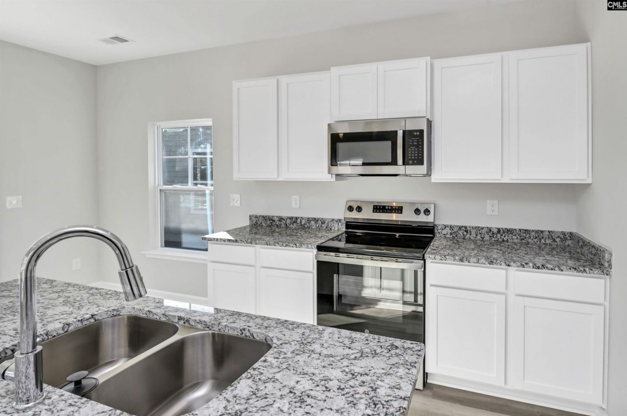 260 Brando Way Photo 18