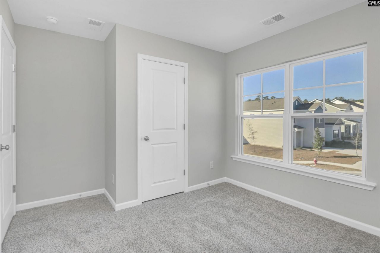 260 Brando Way Photo 21