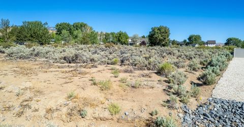 822 Coffey Drive, Carson City, NV 89701 Photo