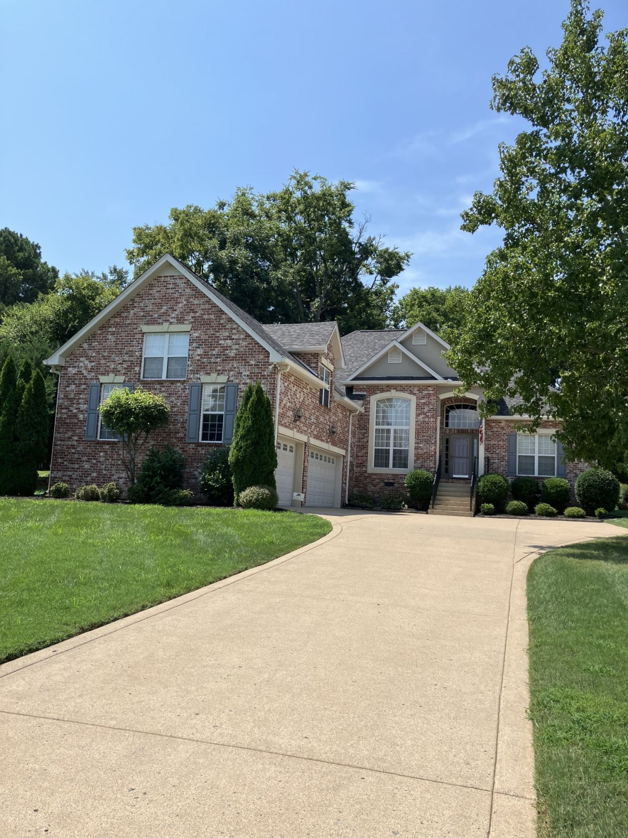 1080 Summerstar Cir, Gallatin, TN 37066 Main Photo