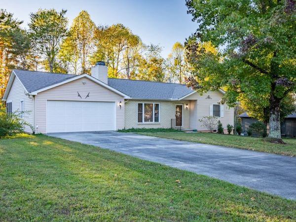 344 Meadows Rd, Sparta, TN 38583