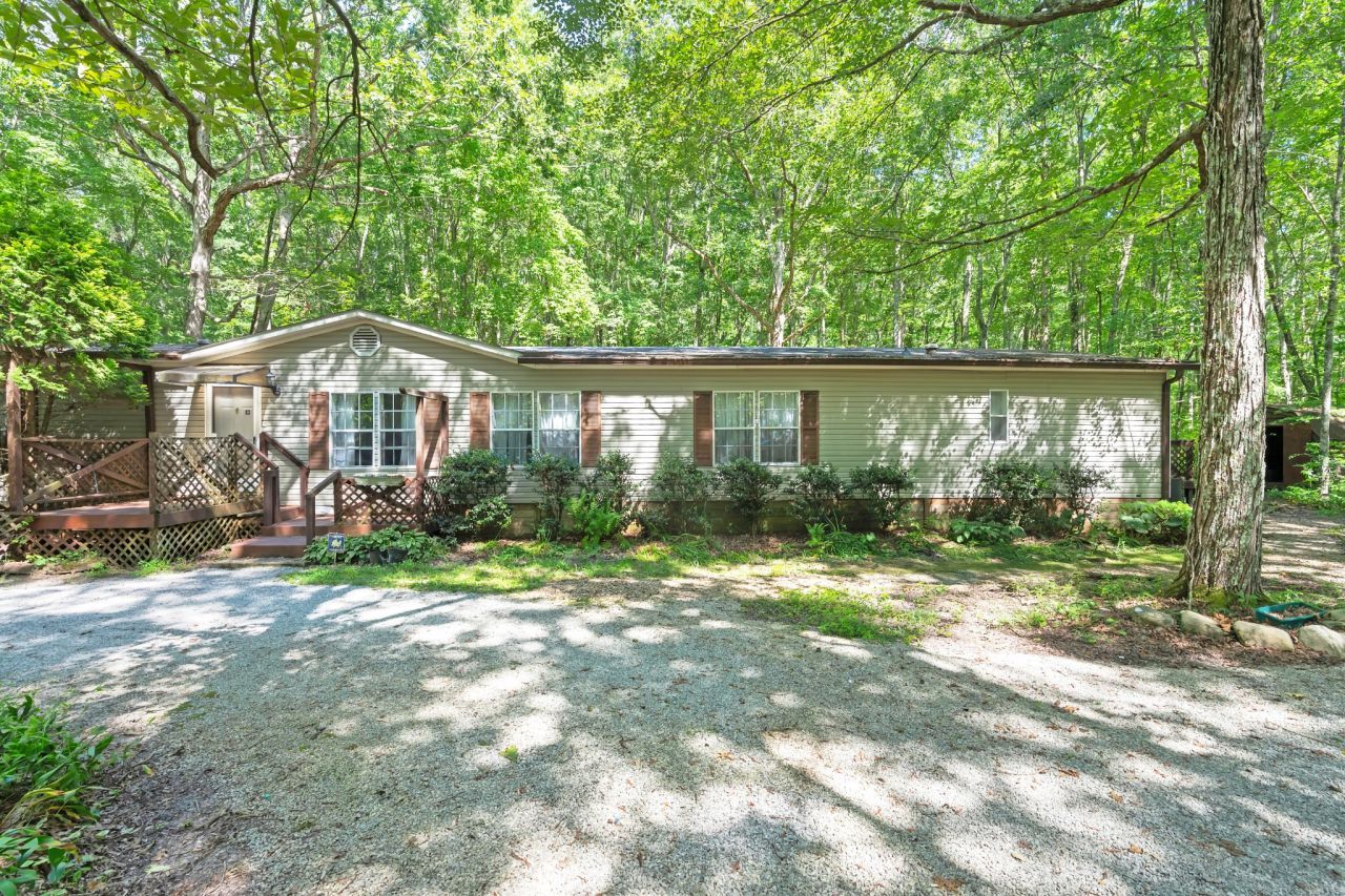 2635 Pete Sain Rd, Manchester, TN 37355 Main Photo