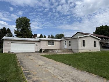 189 Grove Avenue, Reedsville, WV 26547