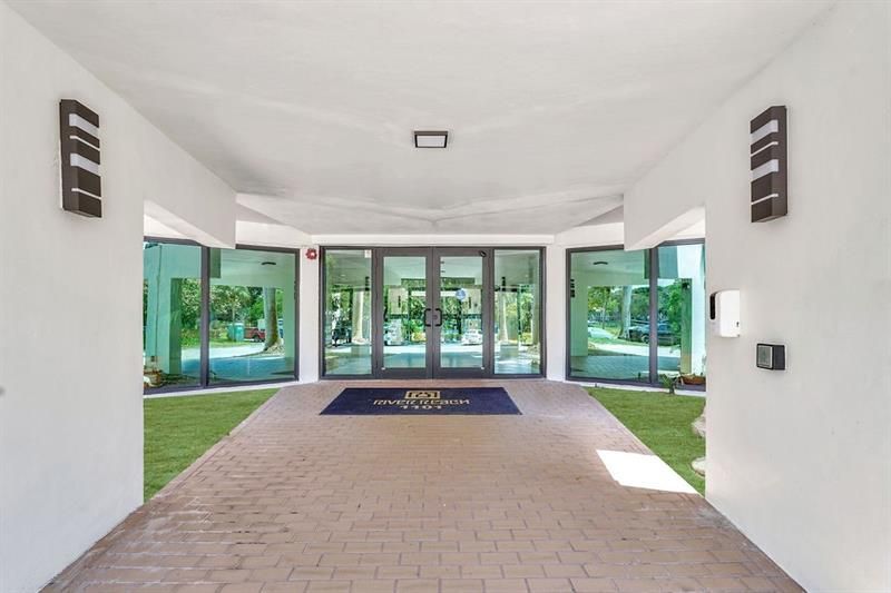 1101 River Reach Drive, Unit 206, Fort Lauderdale, FL 33315 Photo
