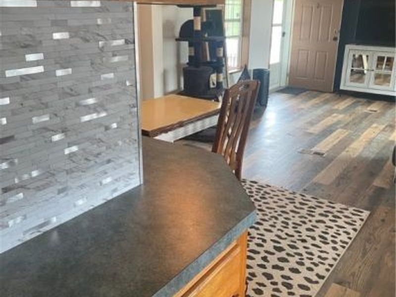 117 Caesars Drive, Amherst, OH 44001 Photo 9