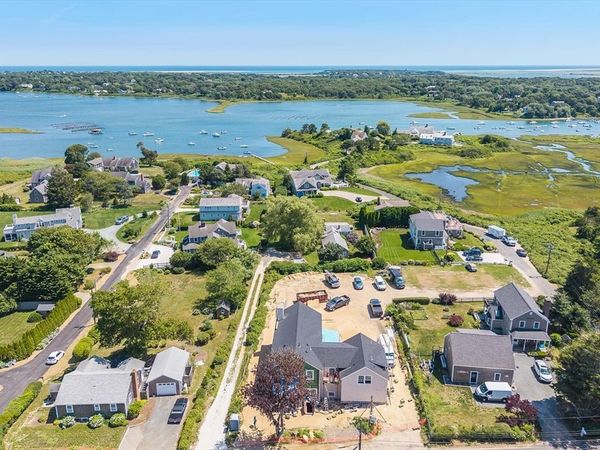 14 Pond View Ln, Chatham, MA 02633