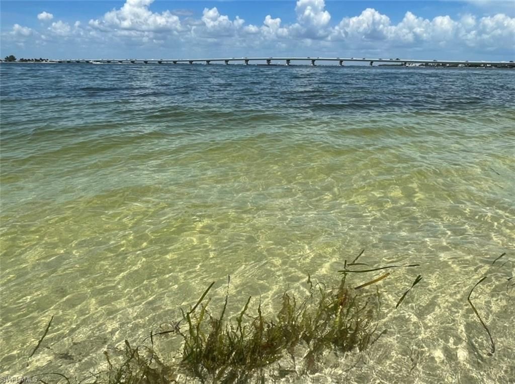 1028 Bayview Dr, Sanibel, FL 33957 Photo