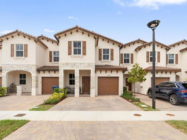 12824 NW 22nd Pl, Unit 12824, Miami, FL 33167