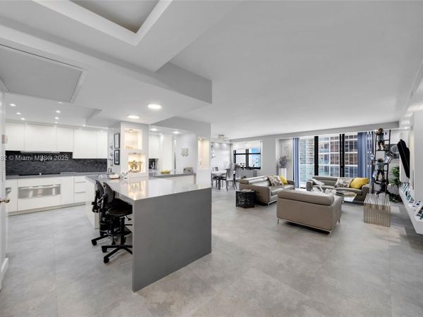 9801 Collins Ave, Unit 16U, Bal Harbour, FL 33154