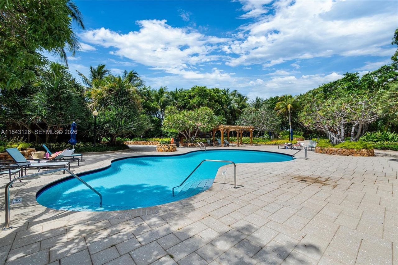 2000 Towerside Ter, Unit PH-9, Miami, FL 33138 Photo