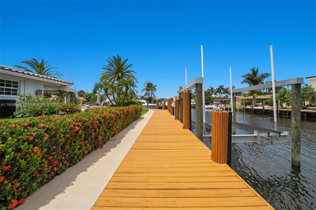 2681 NE 9th Ct, Pompano Beach, FL 33062 Photo