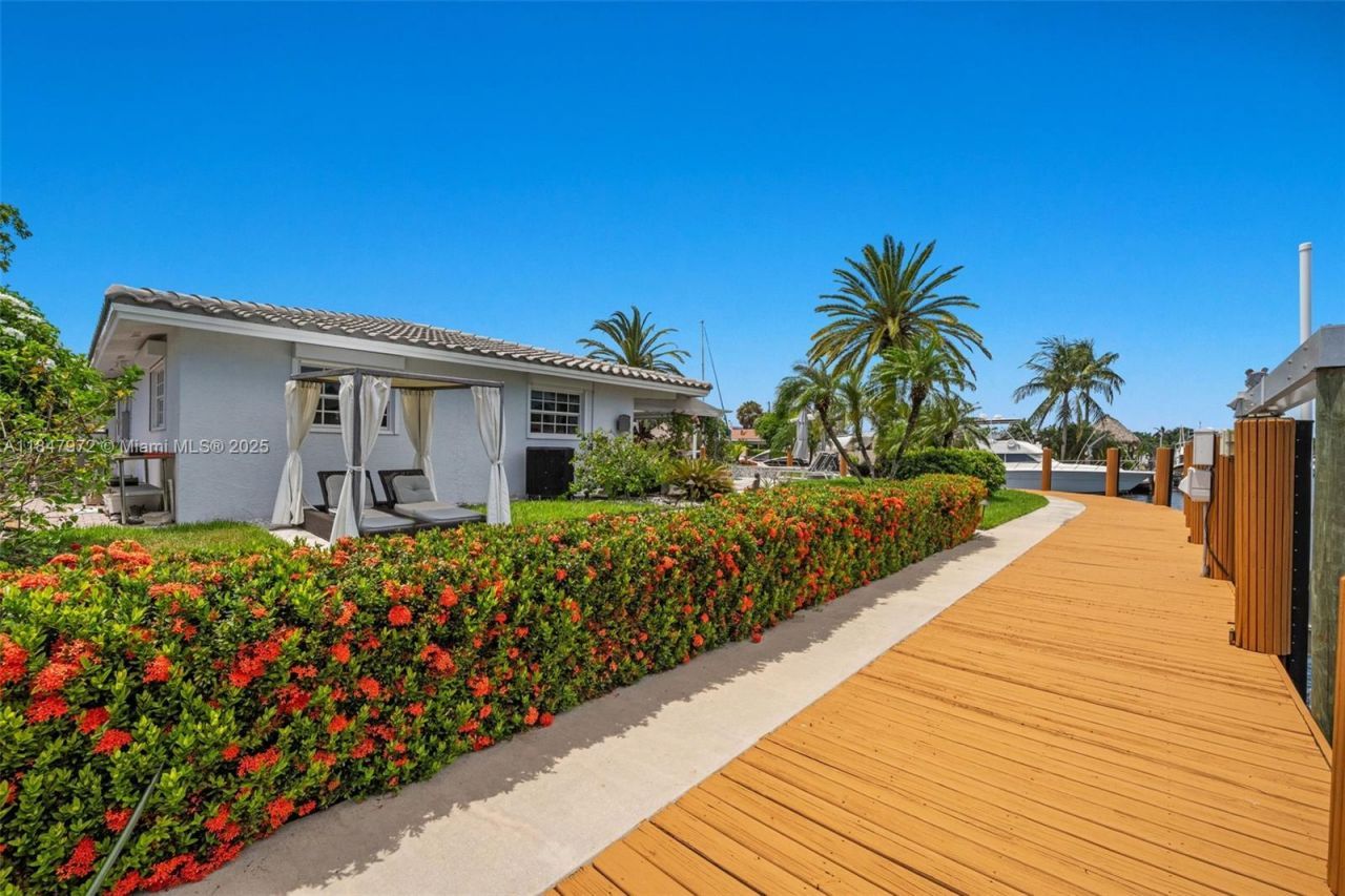 2681 NE 9th Ct, Pompano Beach, FL 33062 Photo