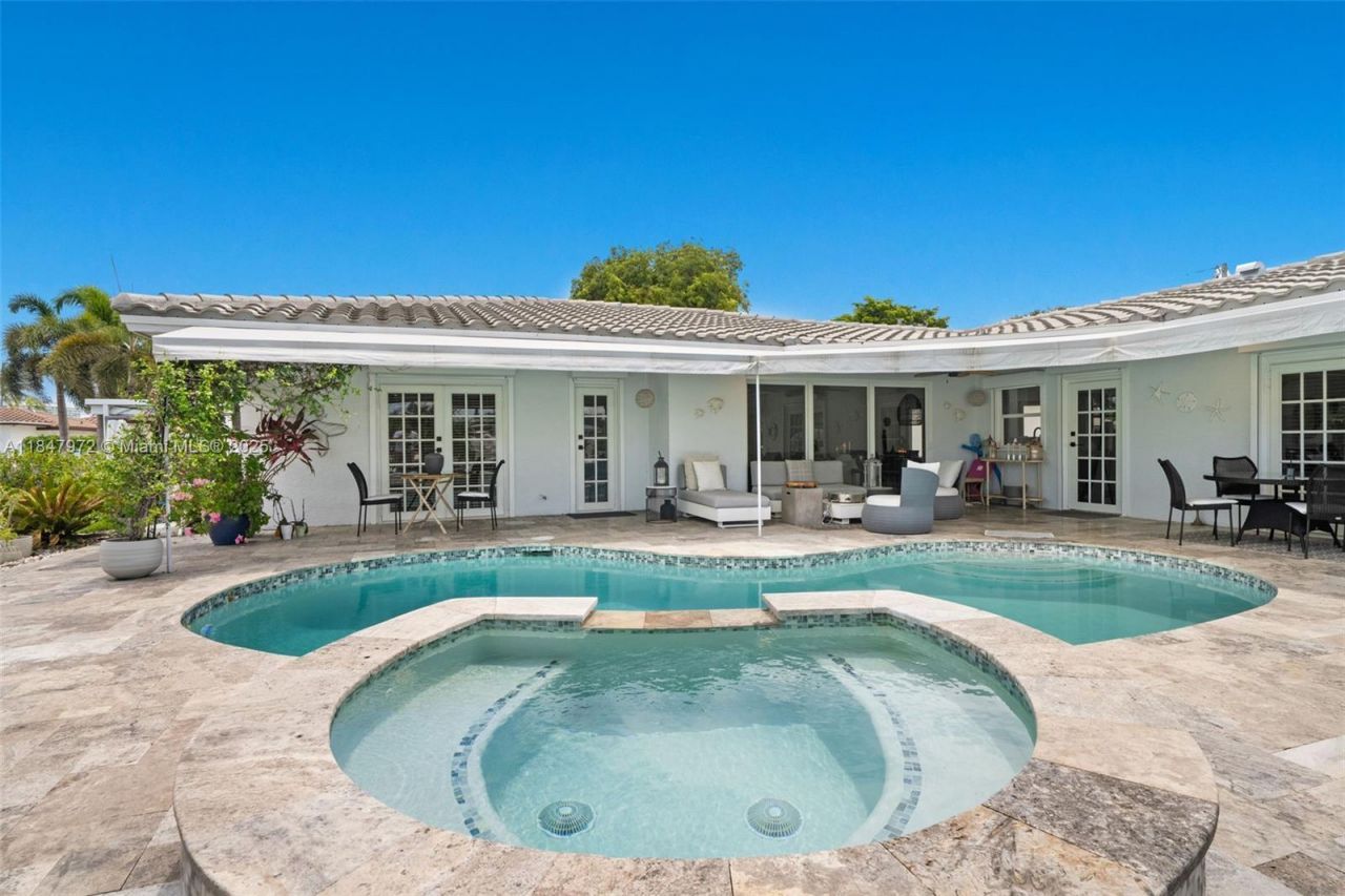 2681 NE 9th Ct, Pompano Beach, FL 33062 Photo