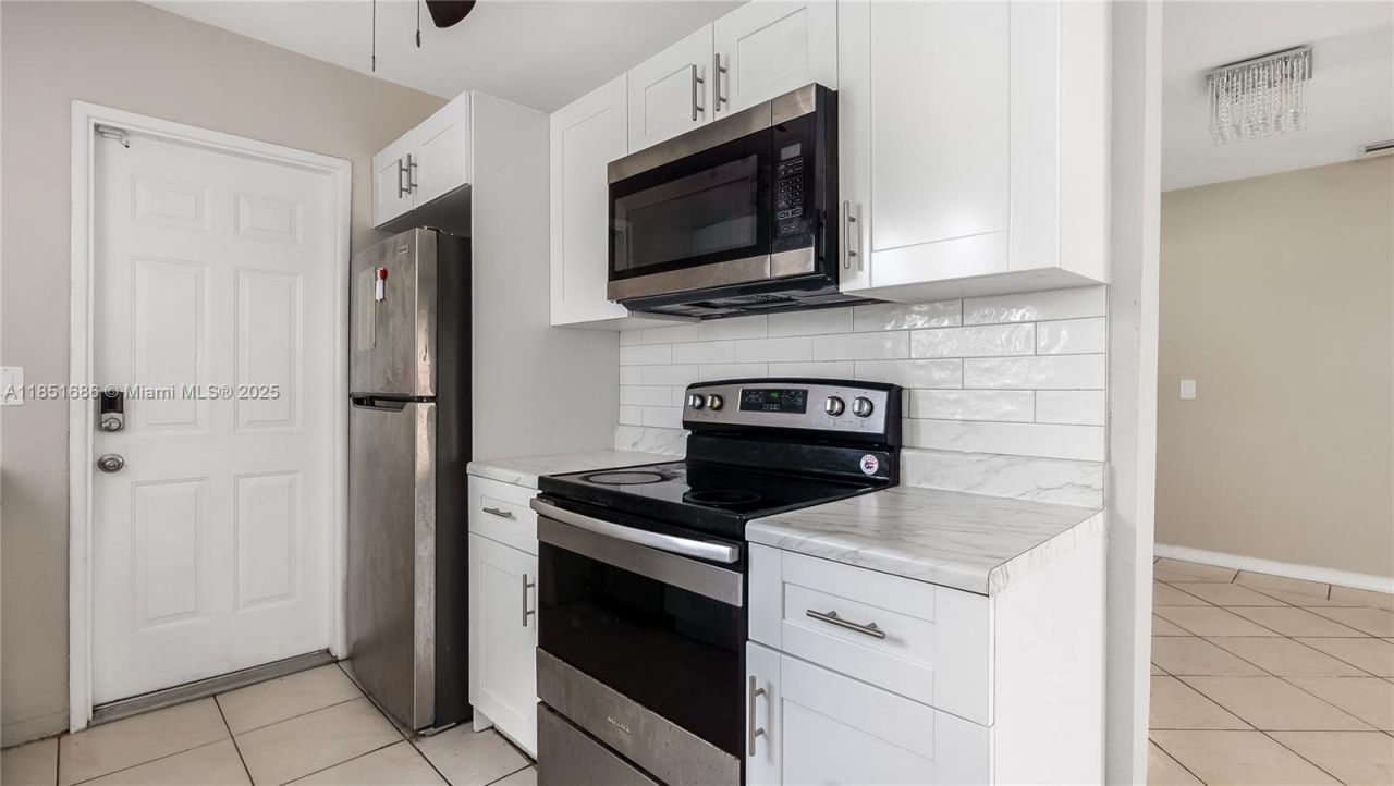 6528 SW 26th St, Miramar, FL 33023 Photo