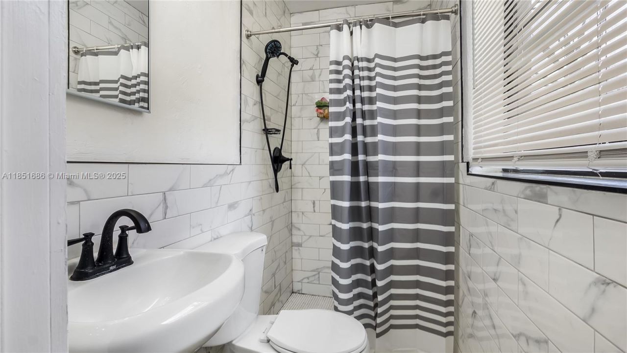 6528 SW 26th St, Miramar, FL 33023 Photo