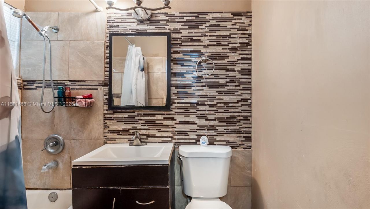 6528 SW 26th St, Miramar, FL 33023 Photo