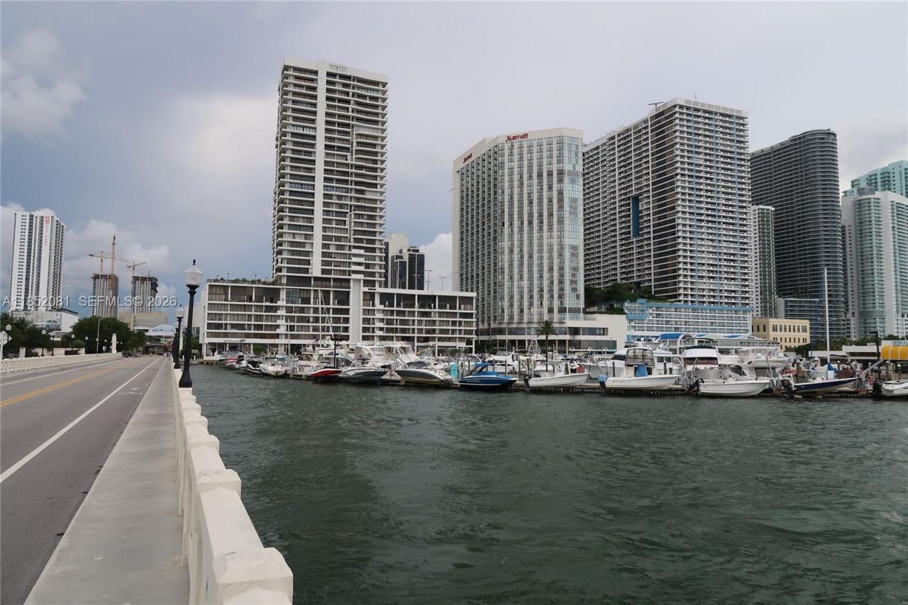 555 NE 15th St, Unit 20K, Miami, FL 33132 Photo