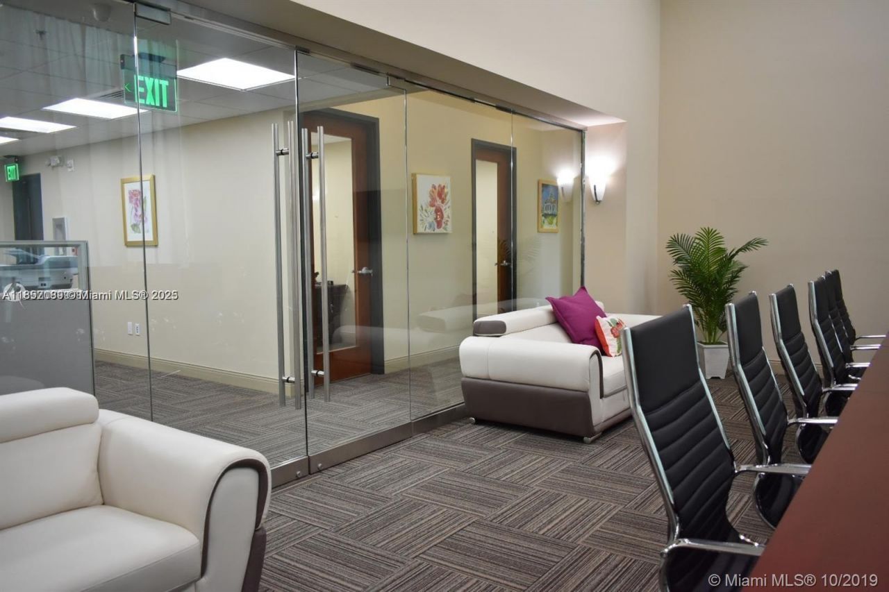 7350 SW 89th Street, Unit Suite 100, Miami, FL 33158 Photo