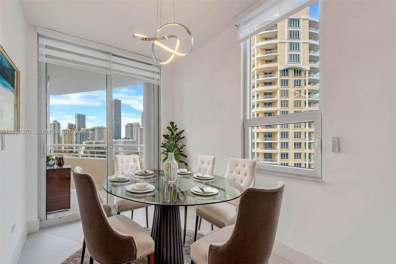 848 Brickell Key Dr, Unit 1906, Miami, FL 33131 Photo