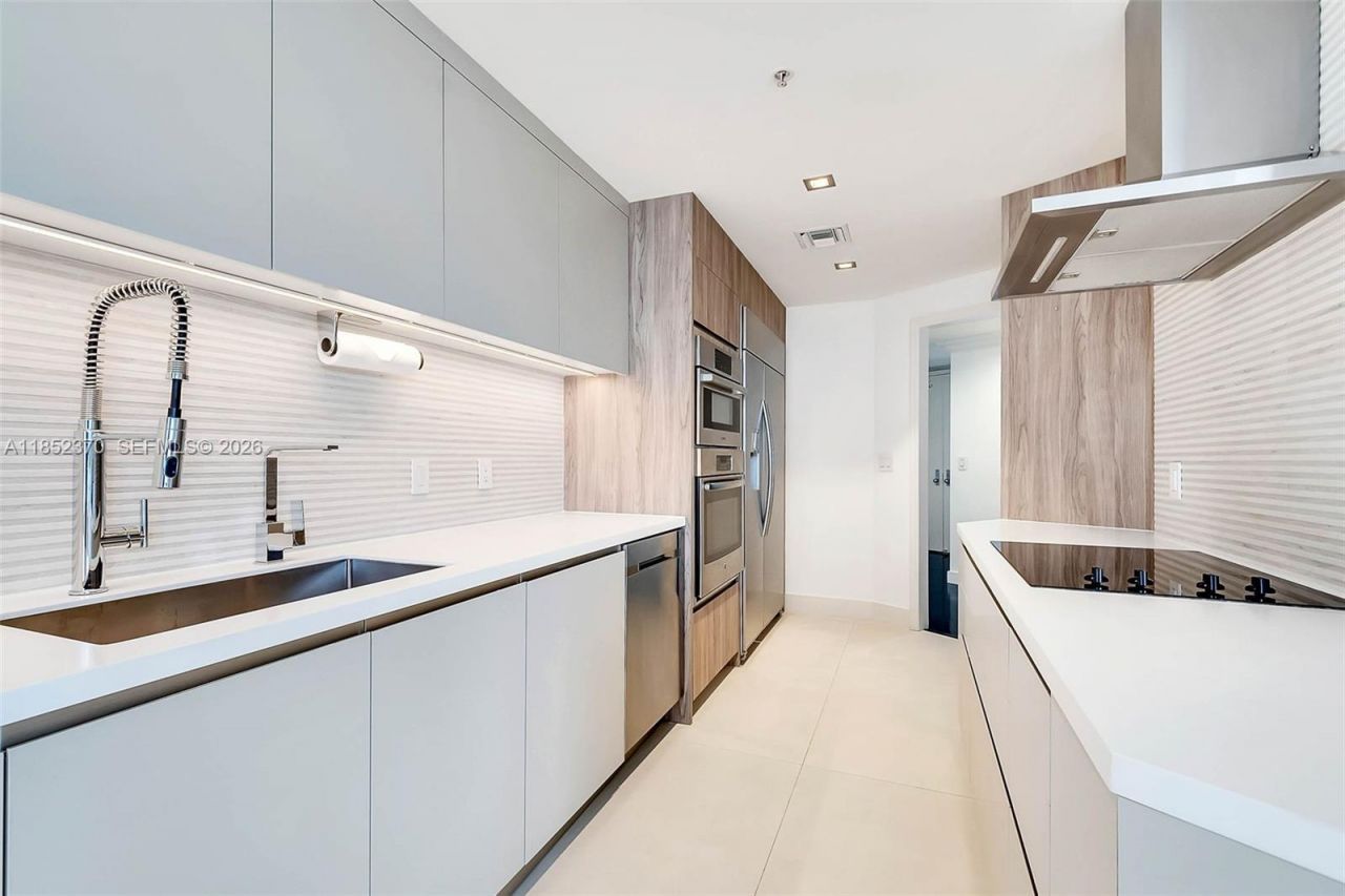 848 Brickell Key Dr, Unit 1906, Miami, FL 33131 Photo