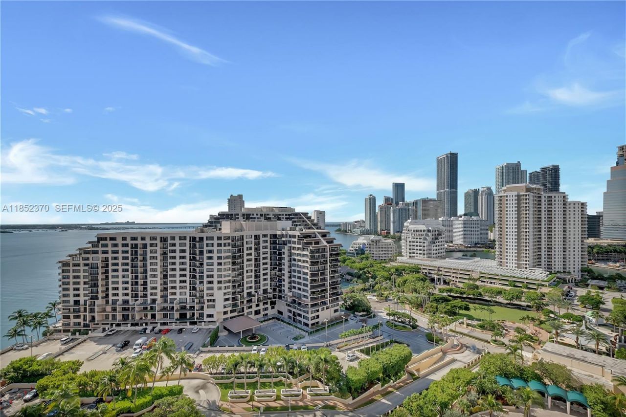 848 Brickell Key Dr, Unit 1906, Miami, FL 33131 Photo