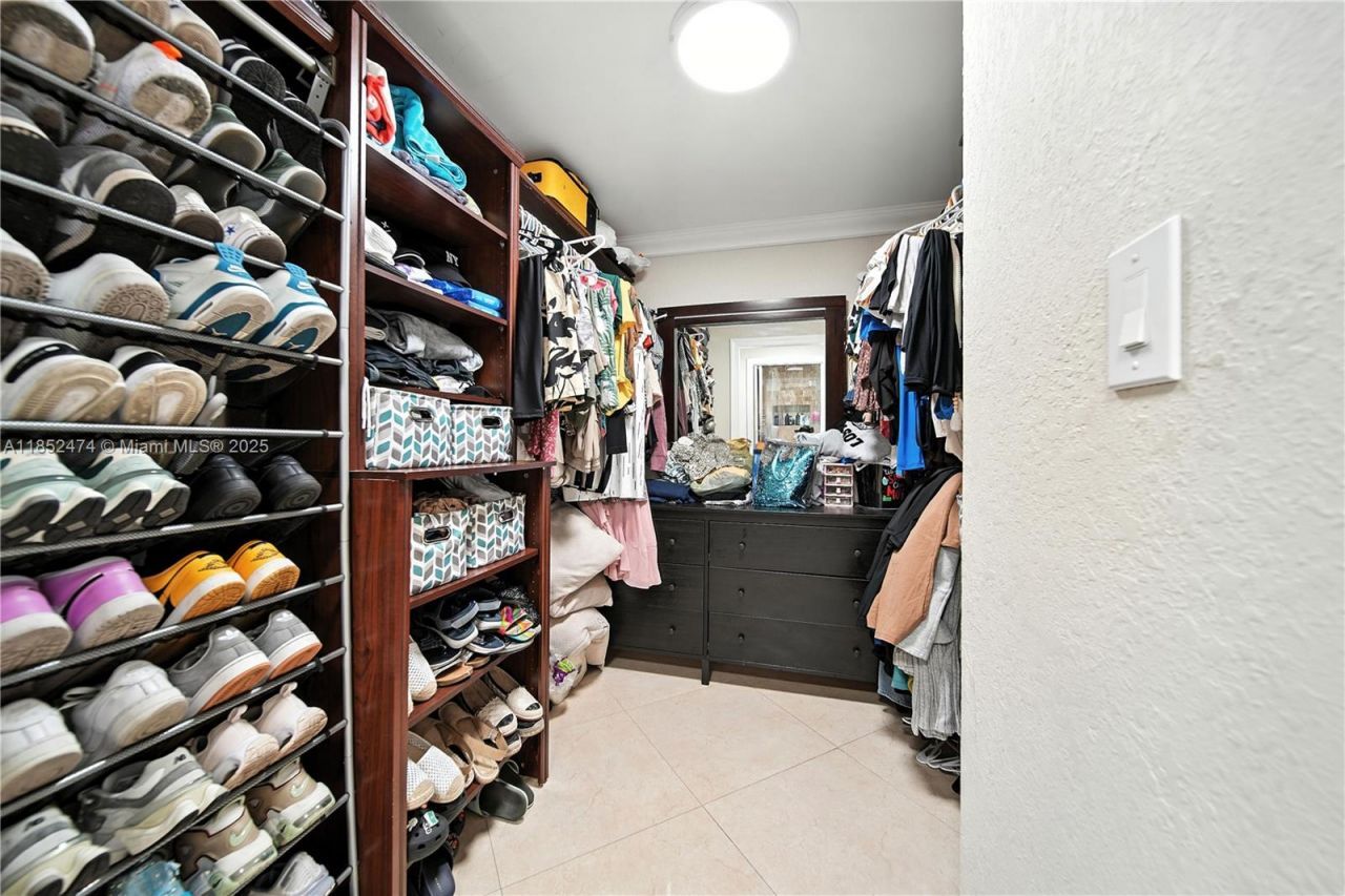 5005 E 6th Ave, Hialeah, FL 33013 Photo